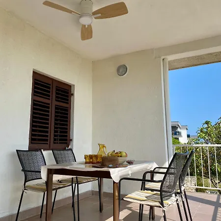 Lada - Stara Draga Rogoznicko Apartmán